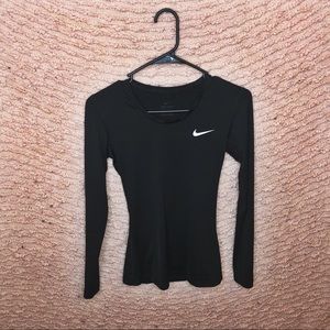 WOMENS NIKE DRY-FIT RUNNING LONG SLEEVE